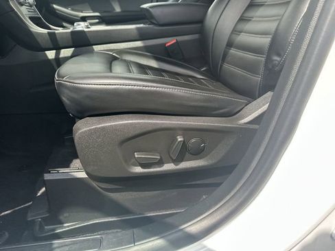 Used 2023 Ford Edge SEL image 26