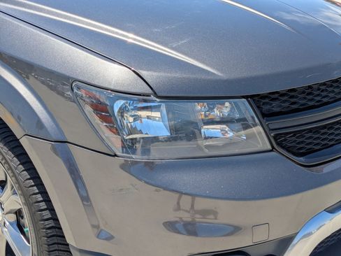 Used 2017 Dodge Journey Crossroad FWD image 10
