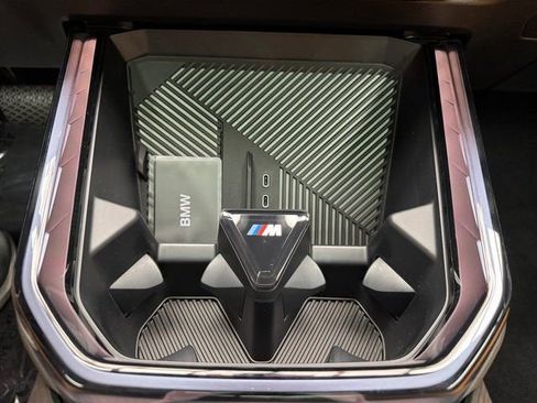 Used 2025 BMW X3 xDrive30i w/ Premium Package image 19