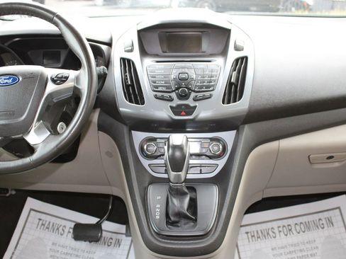 Used 2016 Ford Transit Connect Titanium image 21