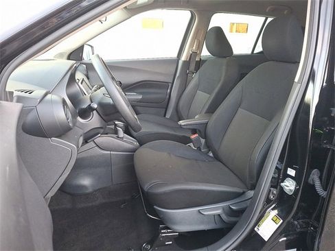 Used 2025 Nissan Kicks Play S image 14