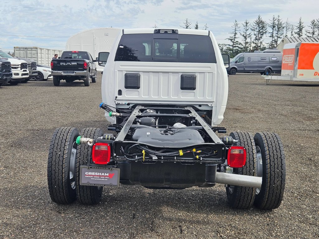 New 2026 RAM 5500 Tradesman AWD/4WD image 6