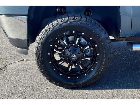 Used 2013 GMC Sierra 2500 SLT w/ SLT Convenience Package image 9