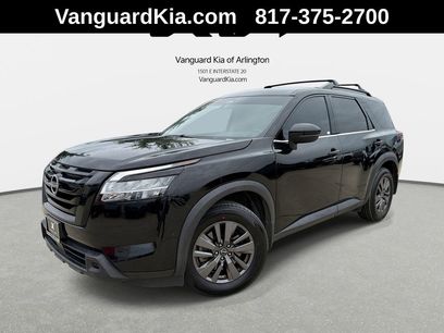 Used 2022 Nissan Pathfinder SV w/ SV Black Package