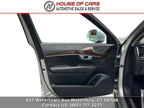 Used 2016 Volvo XC90 T6 Momentum image 22