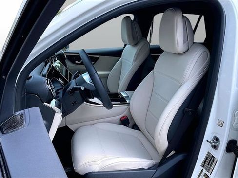 Certified 2026 Mercedes-Benz GLC 300 4MATIC image 13