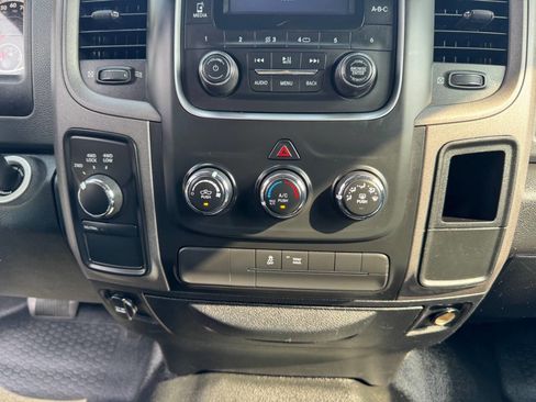 Used 2017 RAM 1500 ST w/ SXT Appearance Group image 12