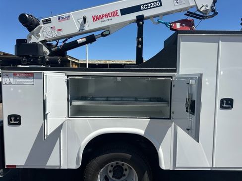 New 2024 Ford F350 XL w/ Snow Plow Prep Package image 8