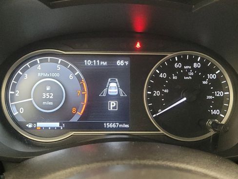 Used 2025 Nissan Versa SV image 23