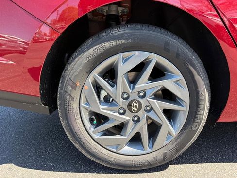 New 2026 Hyundai Elantra Hybrid FWD image 15