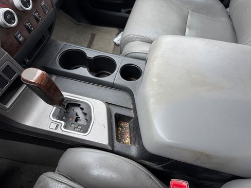 Used 2010 Toyota Tundra Limited AWD/4WD image 8