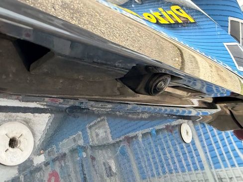 Used 2017 Nissan Maxima Platinum image 11