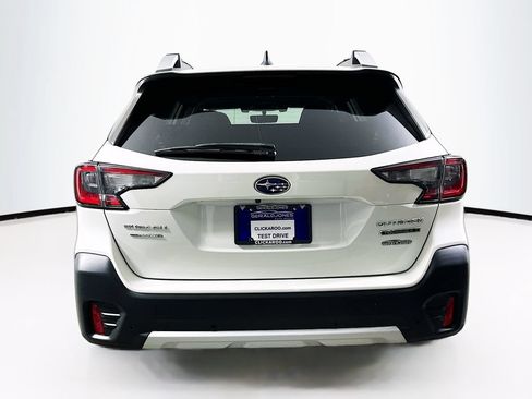 Used 2022 Subaru Outback Touring XT AWD/4WD image 15