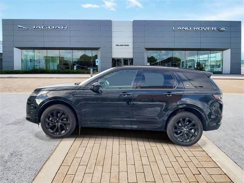 Used 2025 Land Rover Discovery Sport Dynamic SE image 8