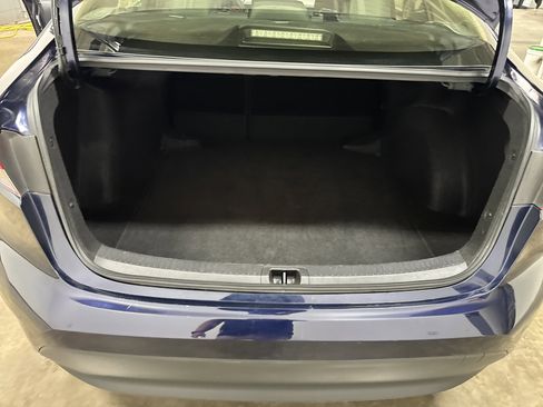 Used 2023 Toyota Corolla LE image 31