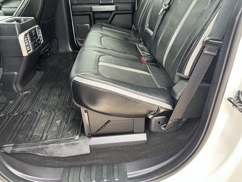 Used 2019 Ford F250 Platinum w/ Platinum Ultimate Package AWD/4WD image 12