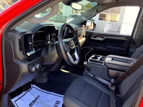 Used 2022 GMC Sierra 1500 SLE w/ Preferred Package AWD/4WD image 15