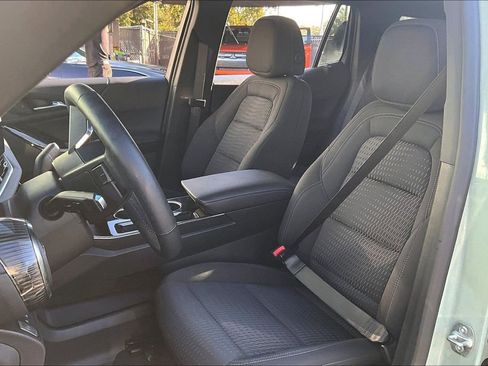 Used 2025 Chevrolet Equinox LT w/ Safety and Technology Package image 19