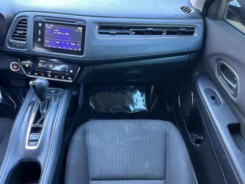 Used 2016 Honda HR-V EX image 28