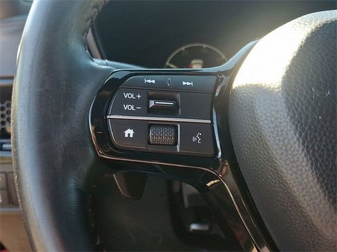 Used 2023 Honda CR-V Sport Touring image 17