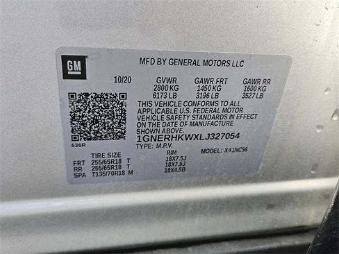 Used 2020 Chevrolet Traverse LT image 17