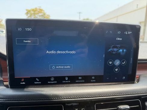Used 2022 Lincoln Nautilus Reserve FWD image 8