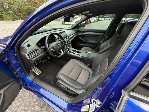 Used 2021 Honda Accord Sport image 8