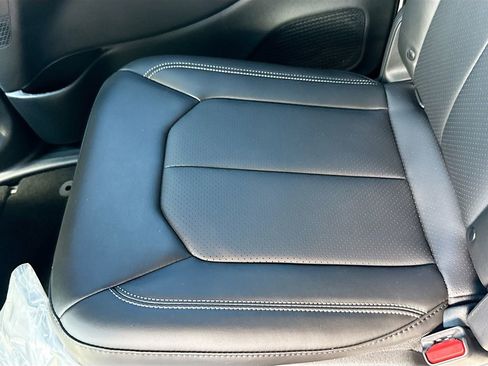 New 2026 Chrysler Pacifica Select image 27