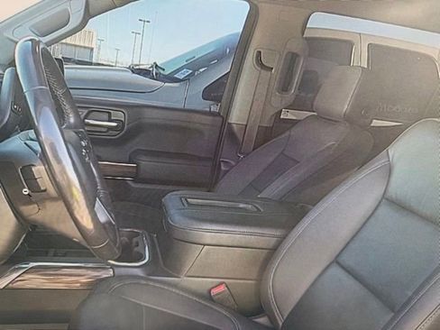 Used 2022 Chevrolet Silverado 1500 RST w/ Convenience Package II AWD/4WD image 3