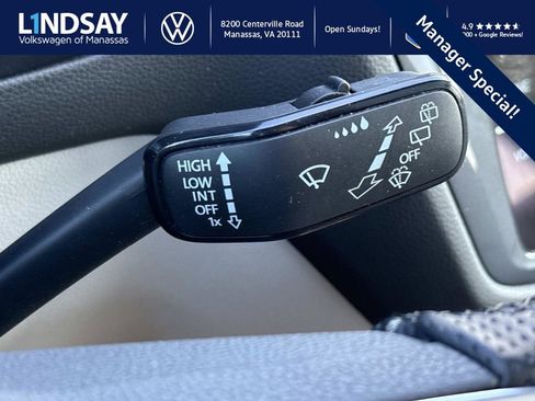 Used 2022 Volkswagen Tiguan SE R-Line image 20