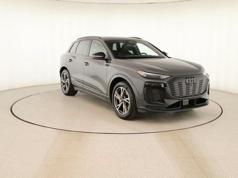 New 2027 Audi Q6 e-tron Prestige AWD/4WD image 10