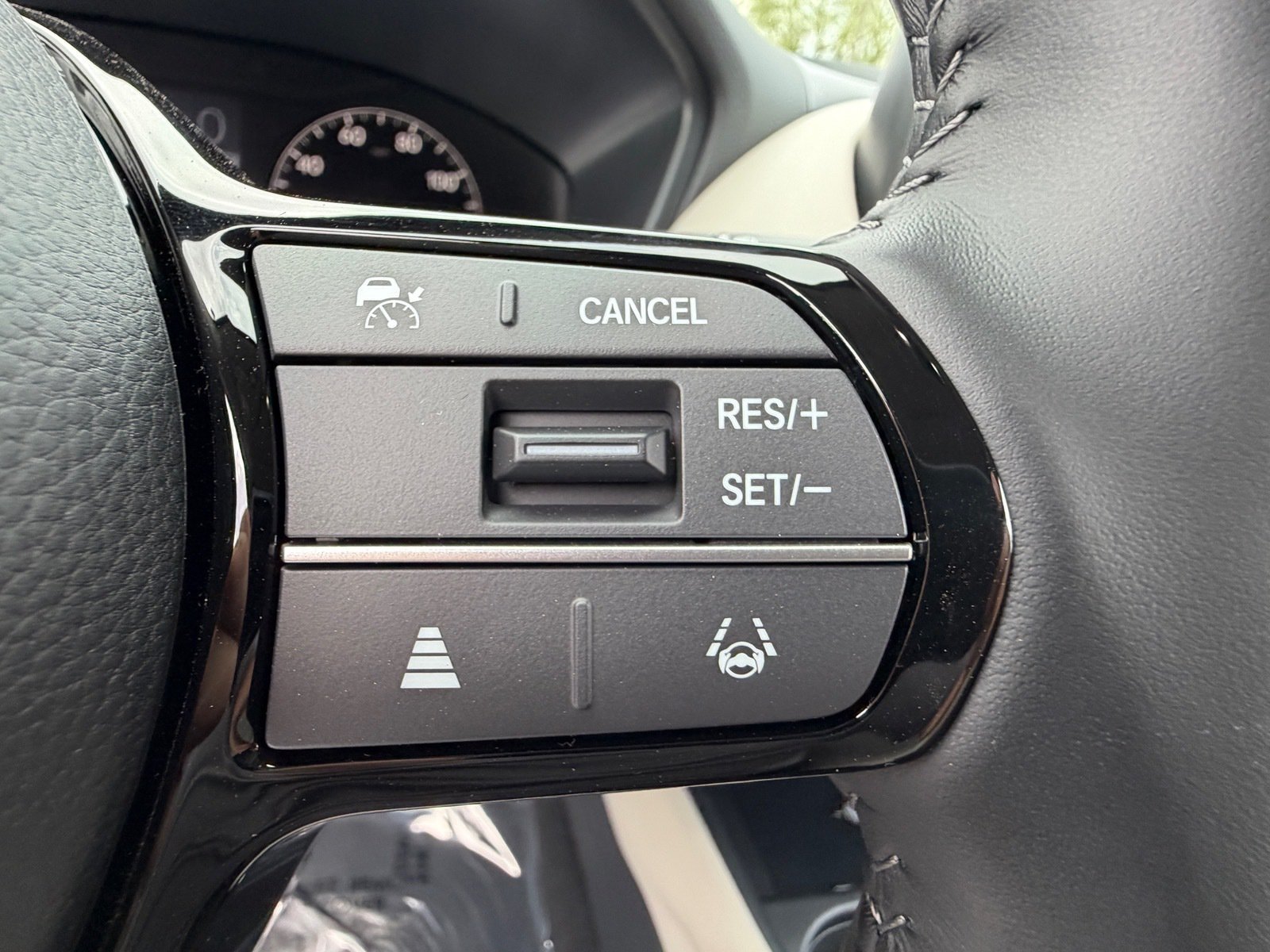 New 2027 Honda HR-V EX-L image 20