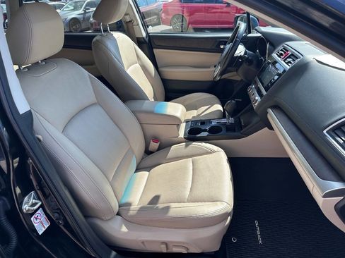 Used 2016 Subaru Outback 3.6R Limited image 23