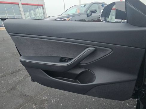 Used 2019 Tesla Model 3 RWD image 21