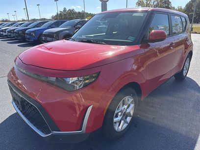 New 2025 Kia Soul LX