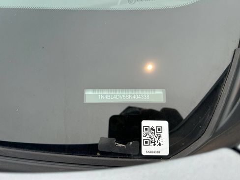 Used 2025 Nissan Altima 2.5 SV FWD image 23