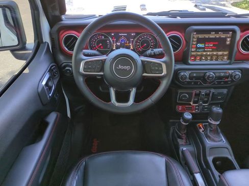 Used 2021 Jeep Wrangler Unlimited Rubicon AWD/4WD image 15
