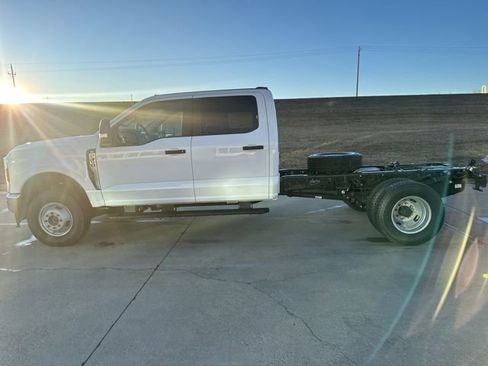 New 2026 Ford F350 XL w/ XL Chrome Package AWD/4WD image 7