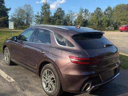 Used 2023 Genesis GV70 2.5T w/ Advanced Package image 5
