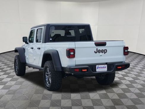 Used 2026 Jeep Gladiator Mojave image 3
