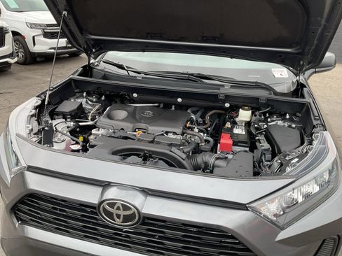 Used 2021 Toyota RAV4 LE FWD image 23