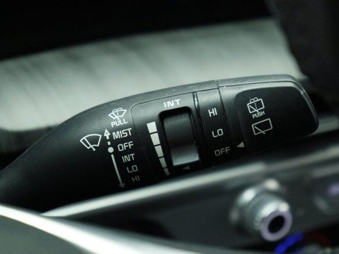 Used 2023 Kia Telluride EX w/ EX Captain's Chair Package FWD image 14