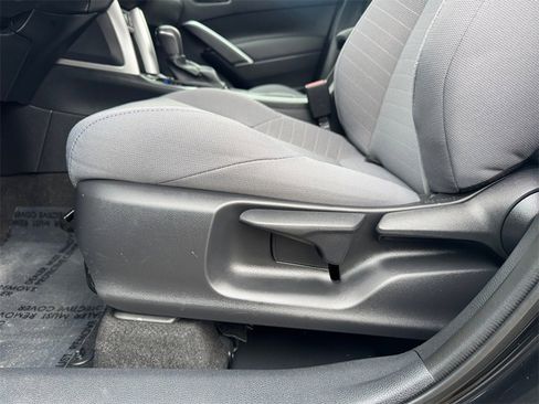 Used 2023 Toyota Corolla Cross image 25