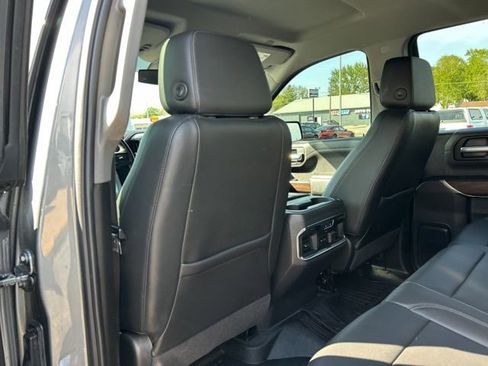 Used 2020 GMC Sierra 1500 SLT w/ SLT Premium Package AWD/4WD image 17
