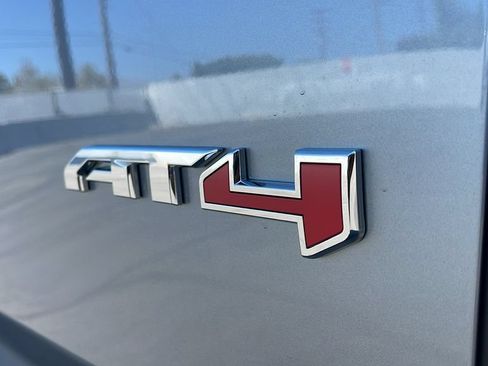 New 2026 GMC Yukon AT4 Ultimate AWD/4WD image 11