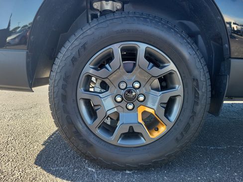 Used 2024 Ford Maverick Tremor w/ Tremor Off-Road Package AWD/4WD image 8