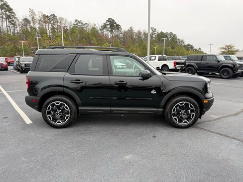 New 2025 Ford Bronco Sport Outer Banks w/ Outer Banks Tech Package+ AWD/4WD image 9