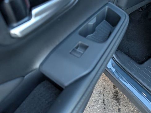 Used 2025 Toyota Grand Highlander FWD image 11