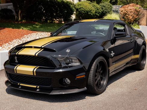 Used 2012 Ford Mustang Shelby GT500 w/ SVT Performance Pkg image 33