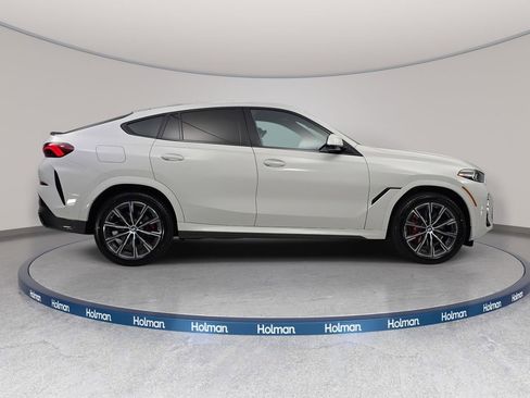 New 2026 BMW X6 xDrive40i image 4